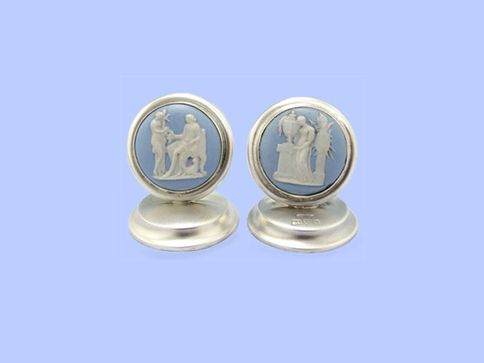 Pair of Edwardian Silver Placecard Holders with Wedgwood Discs
